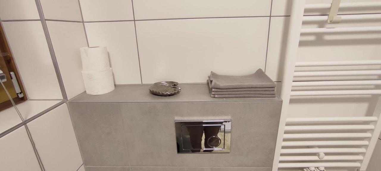 Angi'S Apartment ซังคท์ลอเรนเซน อ็อบ มูเรา ภายนอก รูปภาพ